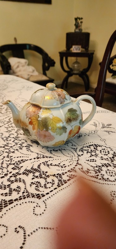 Villeroy Boch Gallo Style Porcelain 5-Cup Teapot Autumn Leaves Germany, New
