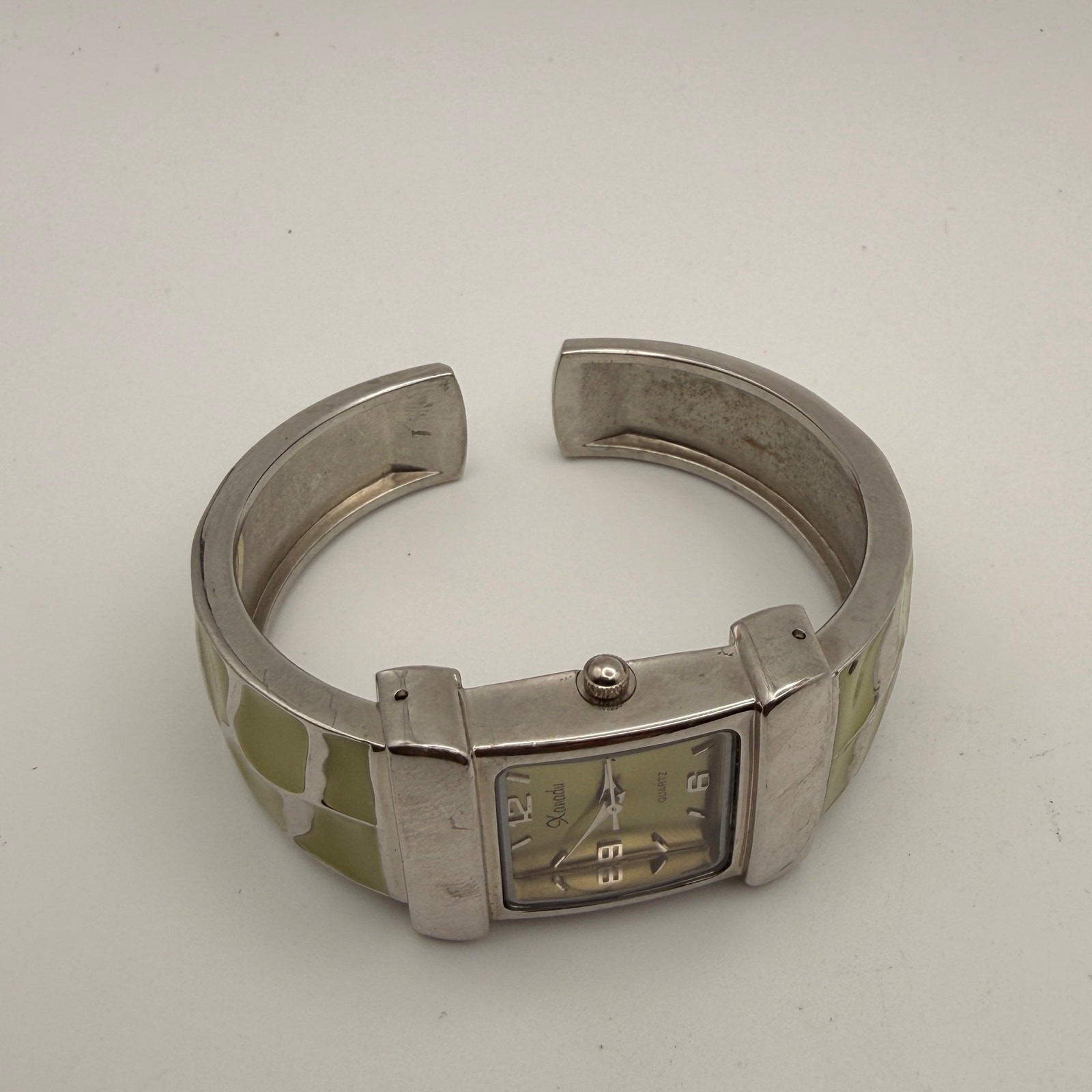 Stylish Vintage Xanadu Quartz Lime Green Enamel Cuff Watch - New Battery! image 3