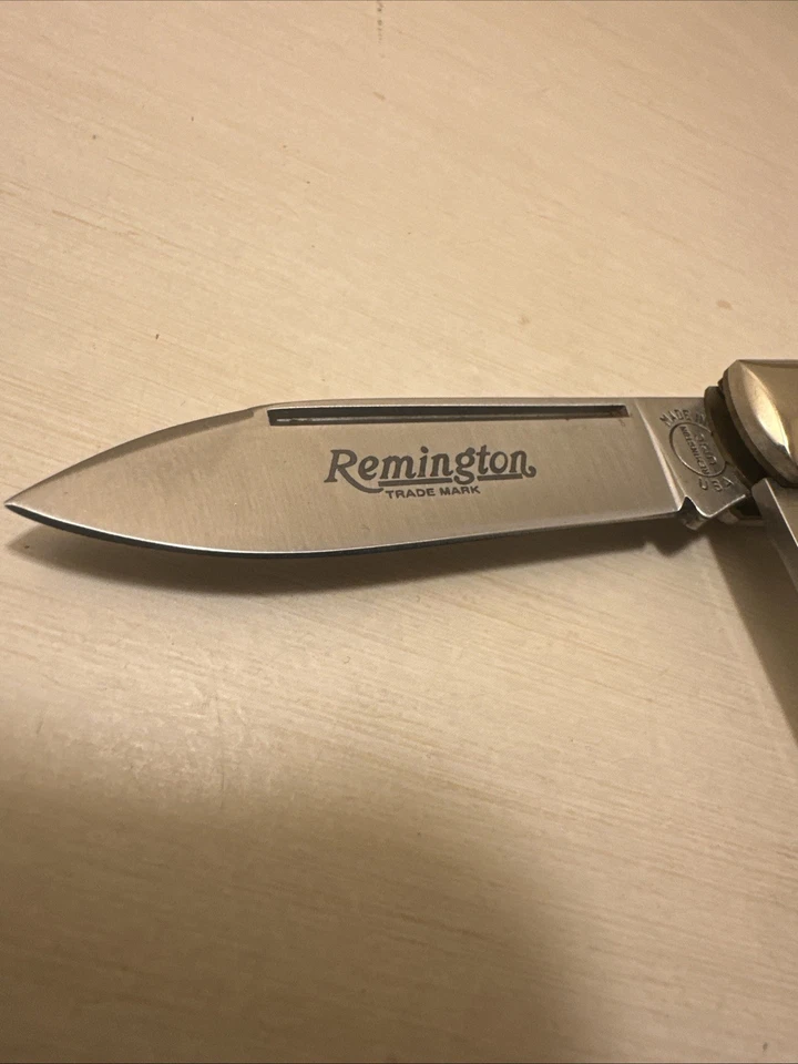 Cuchillo Plegable Bala Remington 2004 "Viejo Confiable" - Gran Forma en Caja Foto 2 de 4