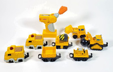GeoTrax Remote Control Construction Train Cement Mixer  Wrecking Ball  Bulldozer