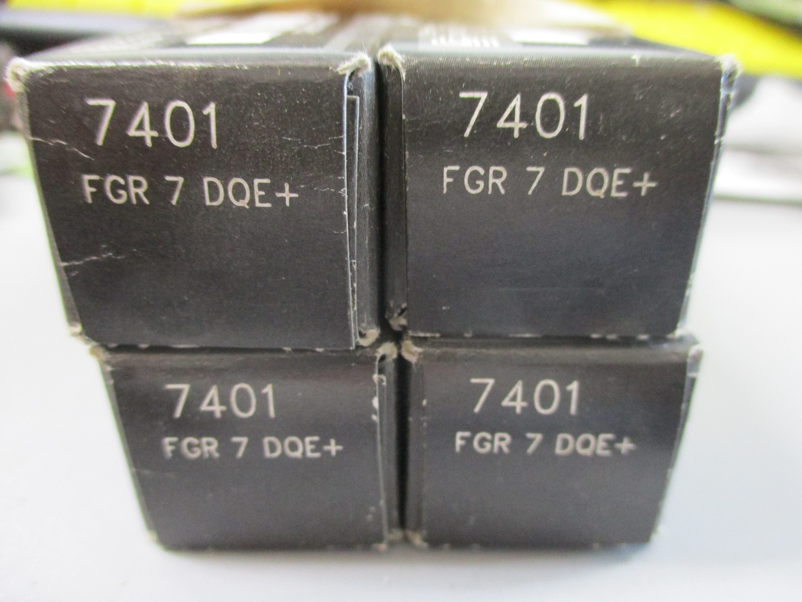 4  Bosch Super  F GR 7 DQE   7401    COPPER Spark Plugs NOS NIB