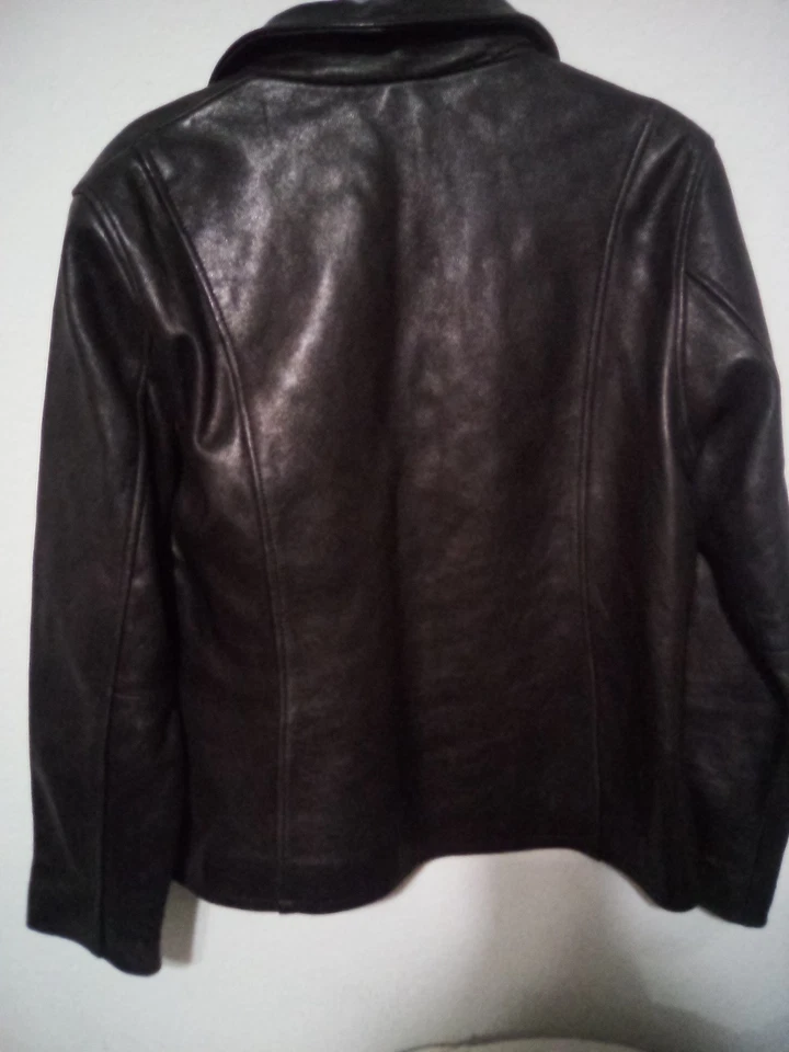 Chaqueta de cuero negra para mujer Hillard And Hansen talla grande Foto 2 de 3