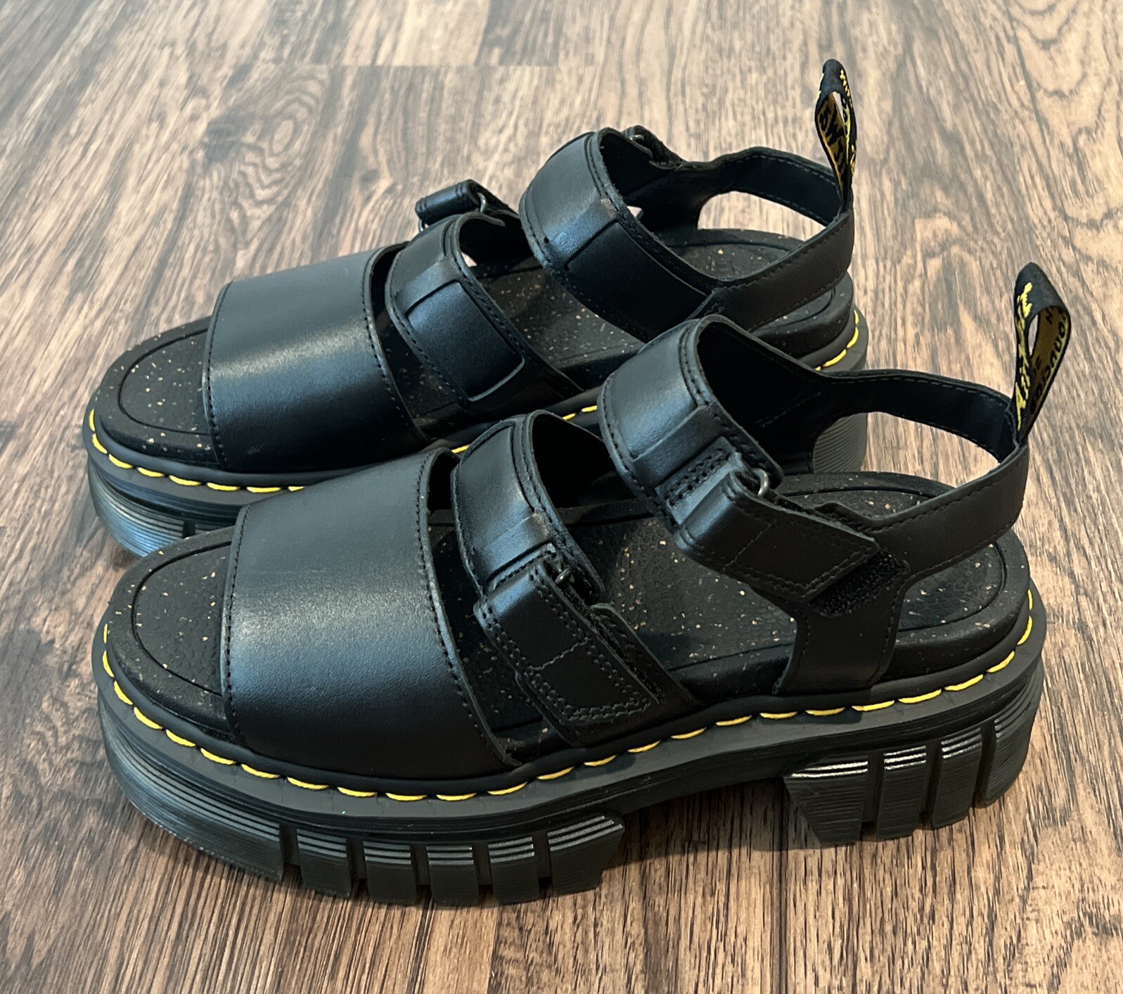 Dr Martens Ricki 3-Strap Women's Black Leather Platform Sandals US 8