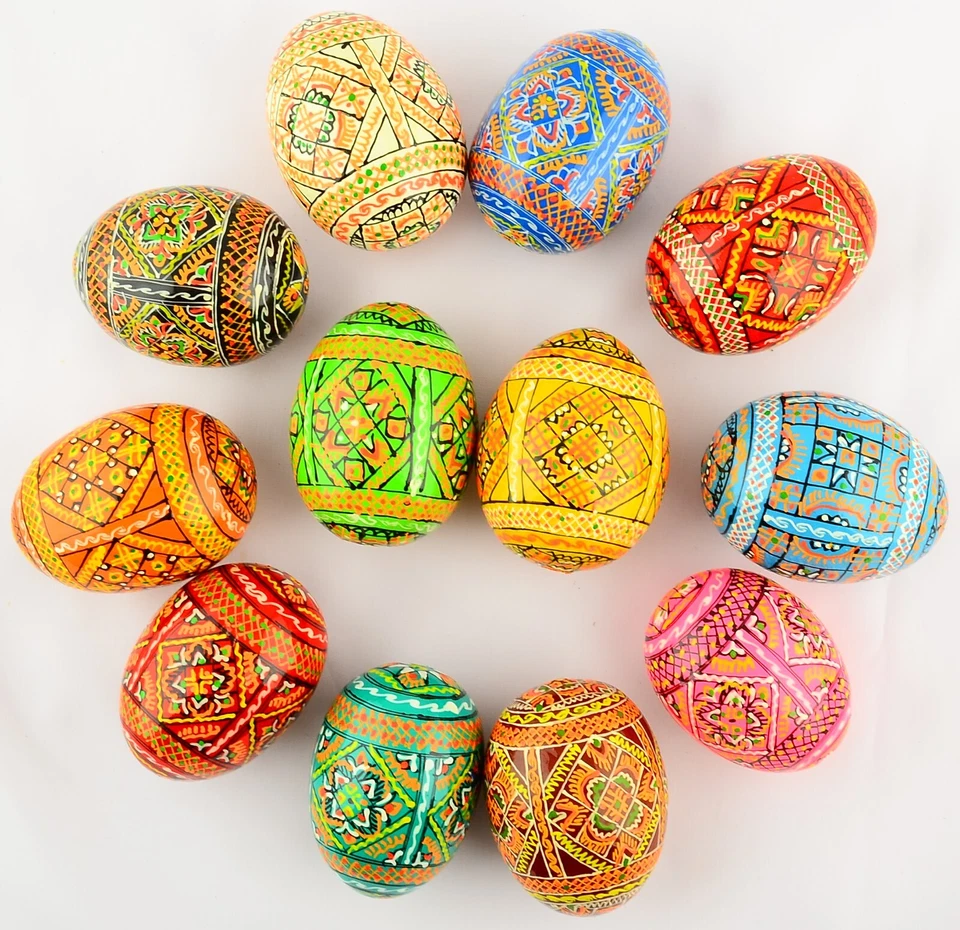 12  Wooden Ukrainian Lemko Pysanky Pysanka Easter Painted Eggs. - Image 2 of 4