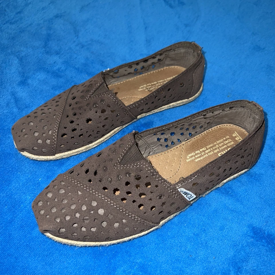 Zapato sin cordones Toms clásico de lona para mujer talla 6,5 ENVÍO RÁPIDO Foto 2 de 4