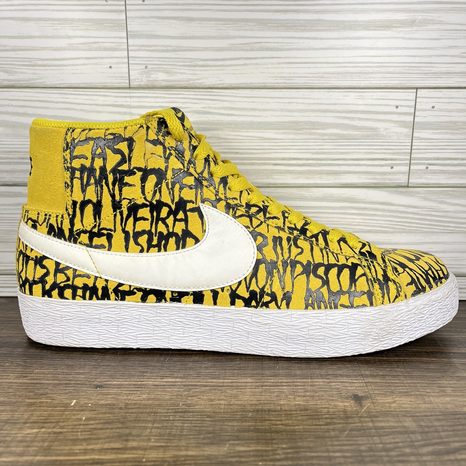 Nike Blazer SB Premium Neckface Men’s Yellow Black Shoes - Men’s Size 9
