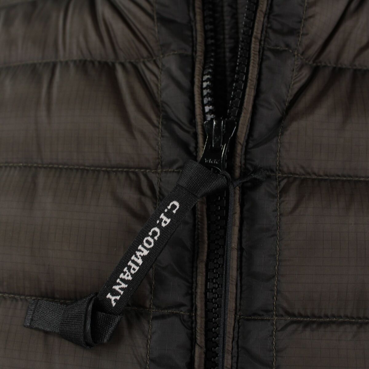 C.P. Company NWT Nylon D.D. Shell Quilted Down Jacket Size C.P. Company NWT Nylon D.D. Shell Quilted Down Jacket Size