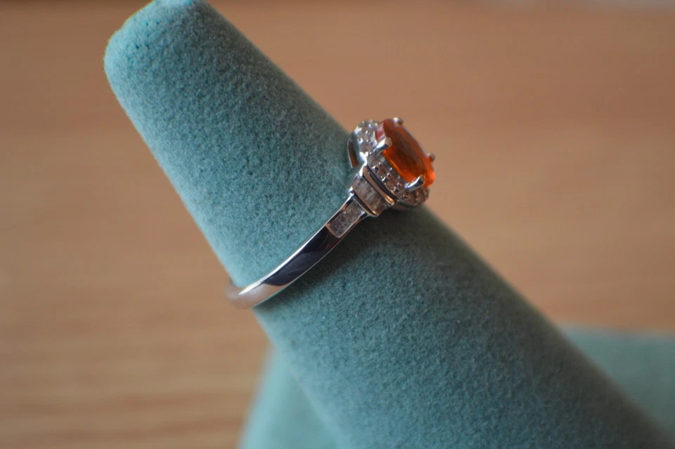 0.75ct Mexican Jalisco Fire Opal / Diamond Ring Platinum over Fine Silver Size 7 - Image 3 of 4