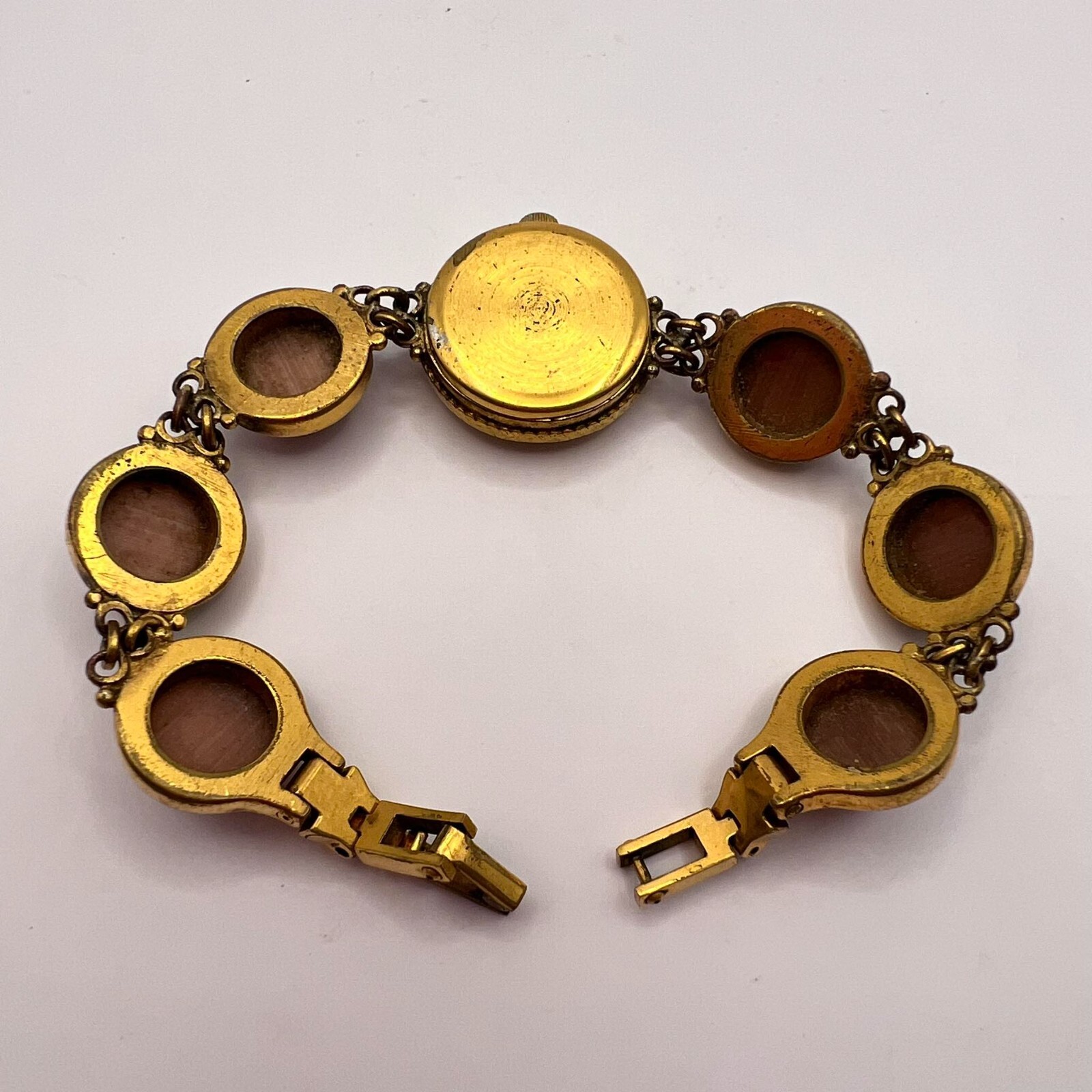 VINTAGE USSR WOMENS WRIST WATCH CHAIKA GOLD PLATED NATURAL CATS EYES WORKING