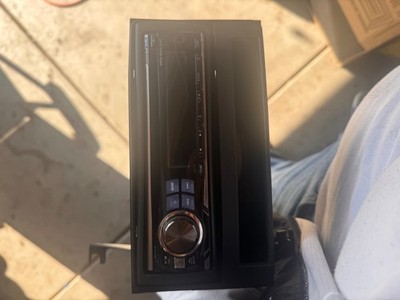 Alpine CDA-9885 CD Player In Dash Receiver