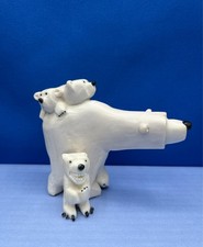 Polar Bear. Tupilak. Inuit. Carving. artgreenland