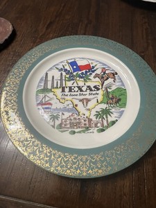 Texas "The Lone Star State" Decorative Souvenir Plate w/ Green Gold Rim