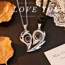 I Love You in 100 Languages ​​Projection Necklace Gift for Wife, Couple and Mom