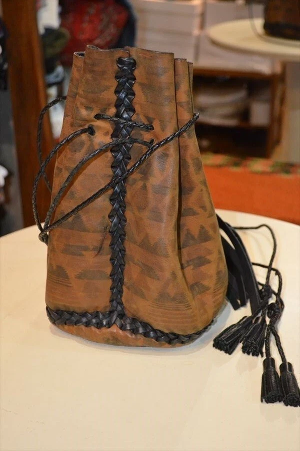 Bolso Bandolera Wendy Nichol New York Flecos Cuero Cordón ¡De Japón! Foto 3 de 4