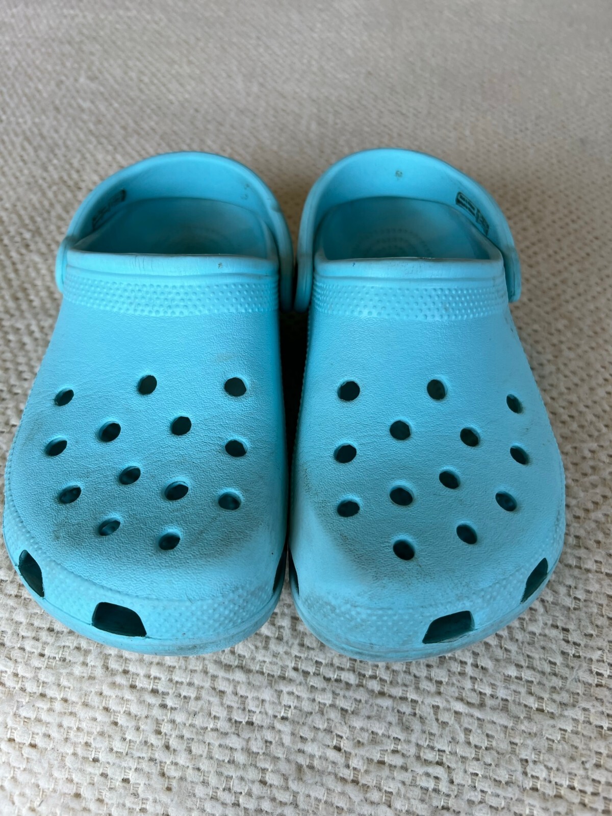 onaangenaam afstuderen Keer terug Light Blue Crocs Size 5/7 | eBay