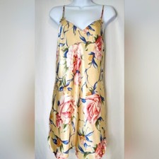 VTG Satin Slip Womens Gown Dress Size S Butter Yellow Floral Coquette
