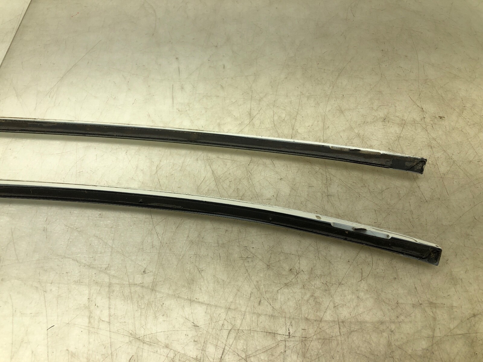 2014-2020 MASERATI QUATTROPORTE LEFT & RIGHT SIDE DRIP MOLDING OEM.