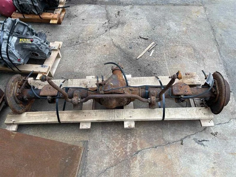 Used Rear Axle Assembly Rear fits: 2006 Hummer H3 increased capacity chassis pac Foto 2 de 4