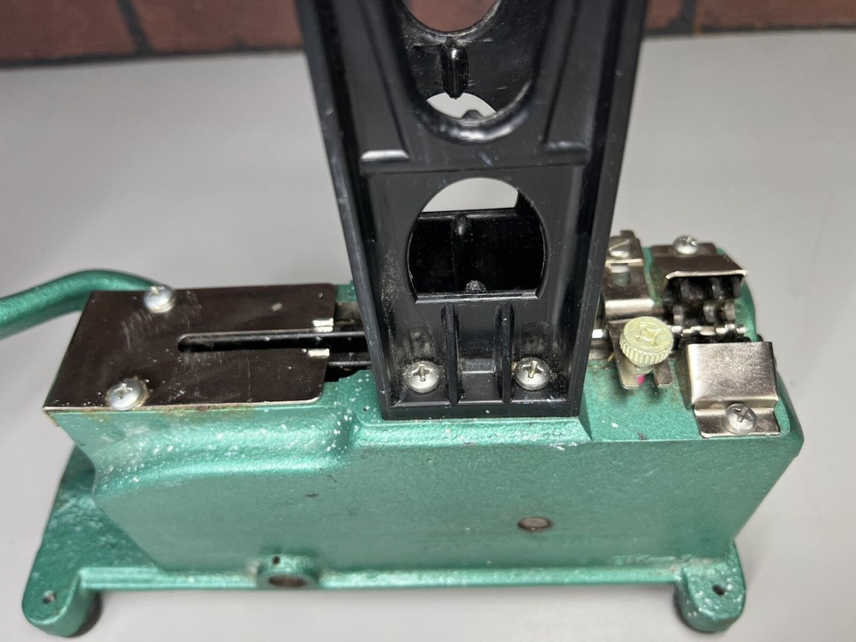 B & K Flower Stemming Machine Heavy Duty Metal Pick Floral Arrangement