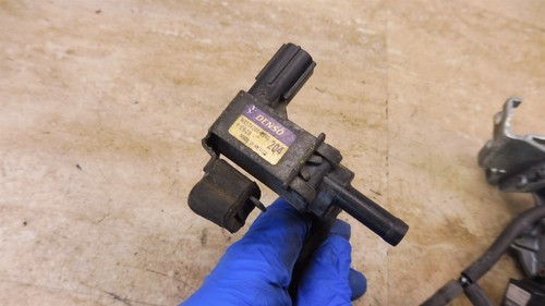 2001 Honda Goldwing GL1800 H364-1> throttle body assy - Picture 9 of 9