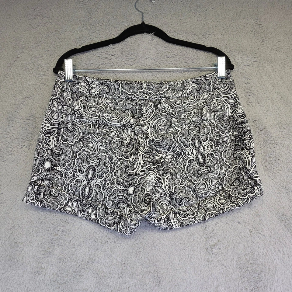 Pantalones Cortos Express Para Mujer 4 Negro Blanco Puño Enrollado Plano Paisley Verano Pull On Foto 3 de 4