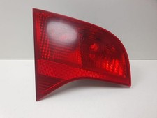 AUDI A4 Avant 8D5, B5 Heckklappenleuchte links 8E9945093A 1.90 Diesel 31245369