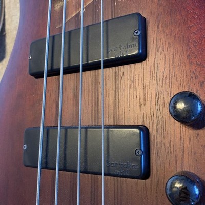 Ibanez SR500 BM Electric Bass Guitar W/Gig Bag Used Product