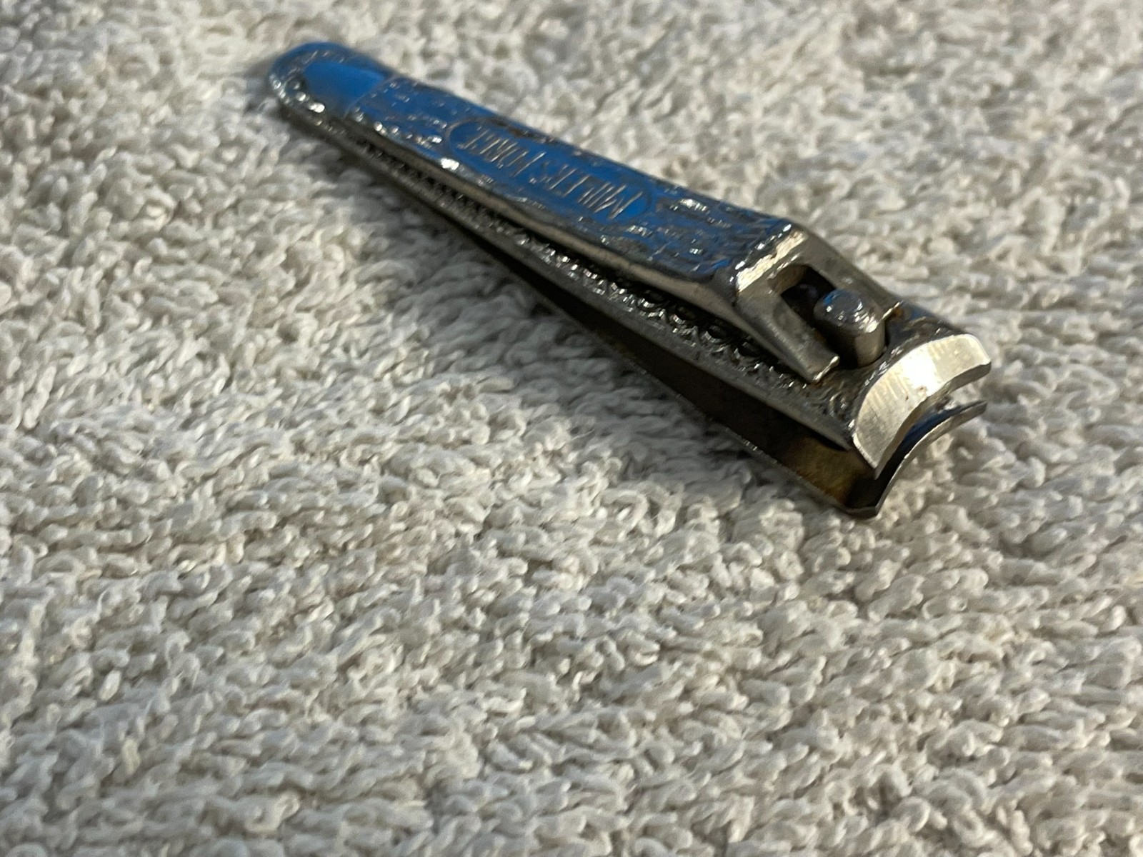 Vintage Art Nouveau Millers Forge Embossed Nail Clippers