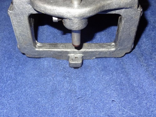 GROOVE GAGE FIXTURE BRYANT /W FEDERAL .0001" INDICATOR - Picture 8 of 8