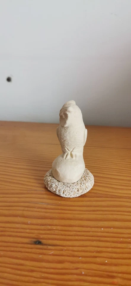 Ornamento a forma di gufo in pietra leccese - Immagine 3 di 4