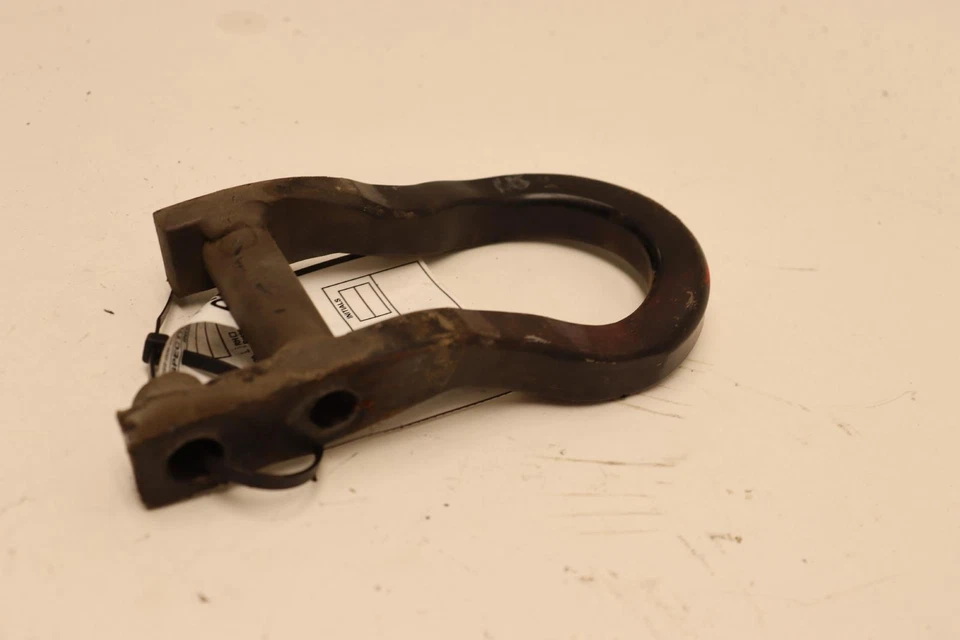 Parachoques delantero derecho Chevy Silverado 1500 2007-2018 gancho de remolque OEM Foto 3 de 4