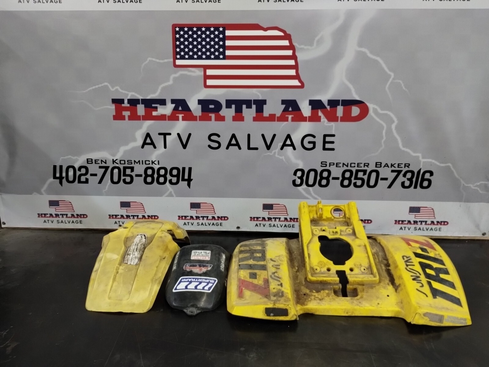 Yamaha 1985 TriZ 250 Fromt Rear Fender Plastics TRIZ oem used 85