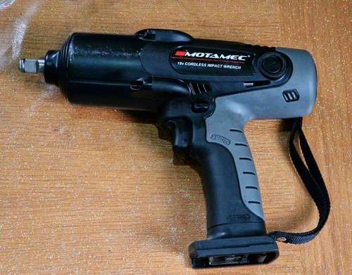 Llave de impacto inalámbrica Motamec 18 V 1/2 unidad de iones de litio 430 ft/lb 588 Nm pistola de tuercas - Imagen 2 de 7