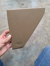 09 - 06 Silverado Tahoe Suburban Fuse Cover Driver Side