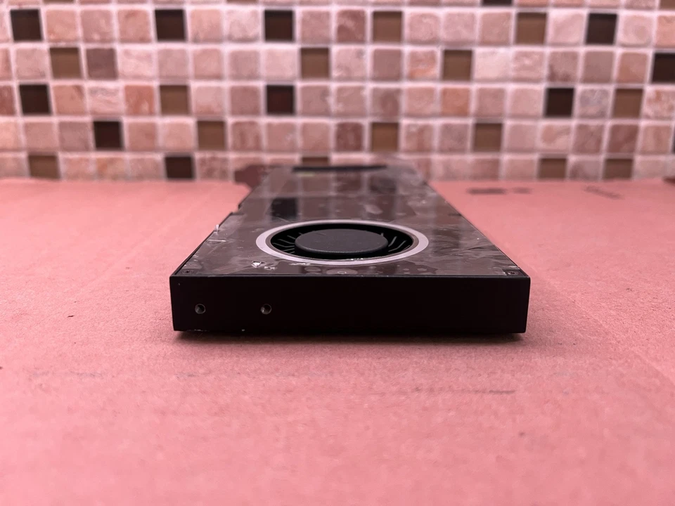 PNY NVIDIA NVS 810 GRAPHICS CARD DISPLAY PORT X8 4GB DDR3 699-5G201-0500-110 H - Image 4 of 4