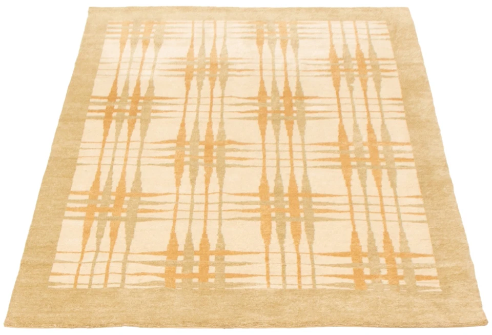 4'5" x 6'3" Hand Knotted Area Rug Traditional Oriental Wool Carpet - Image 3 of 4