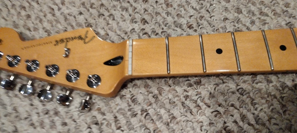 Fender Player ll Stratocaster Maple Neck Excelente Con Sintonizadores 2024 Foto 3 de 4