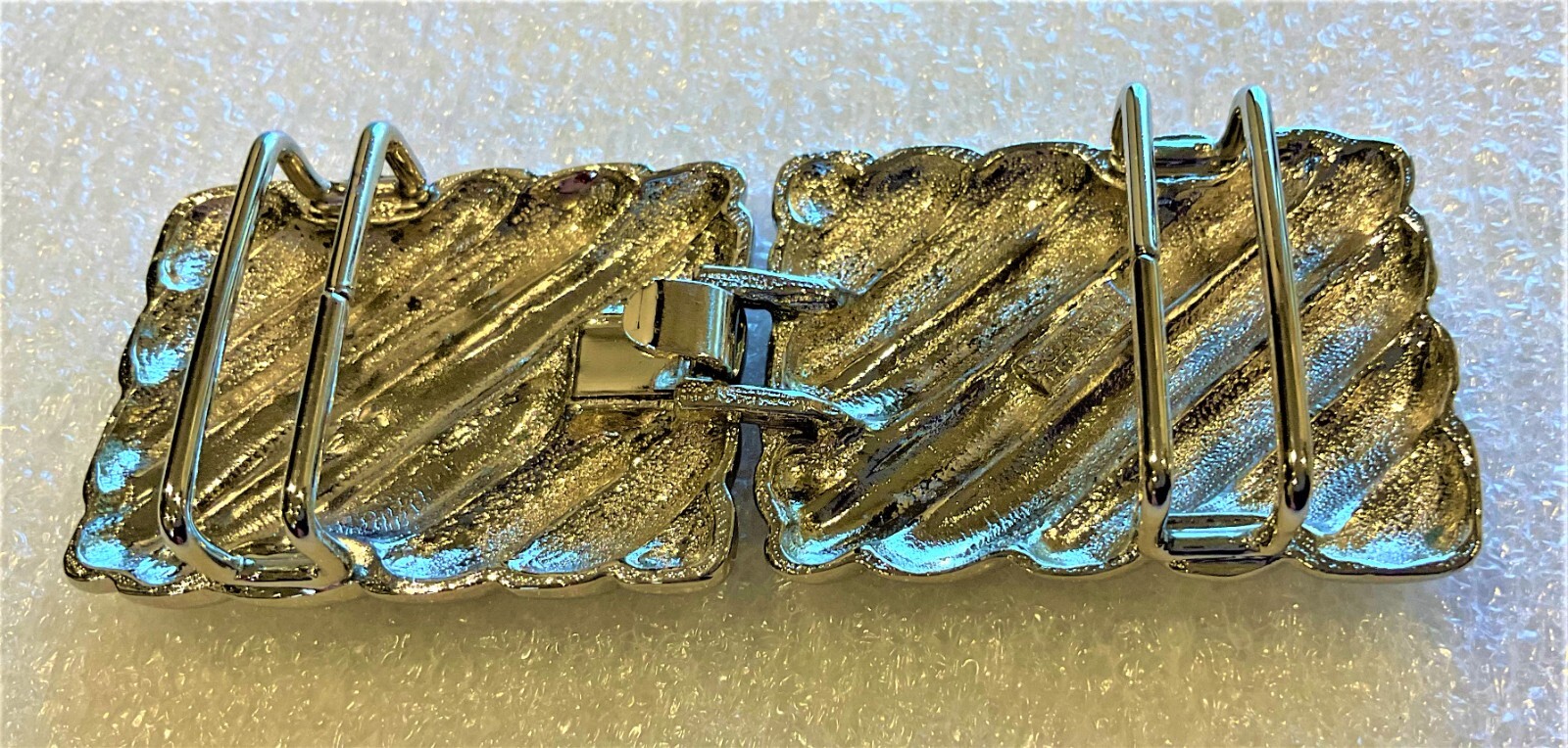 Picture 2 of 3