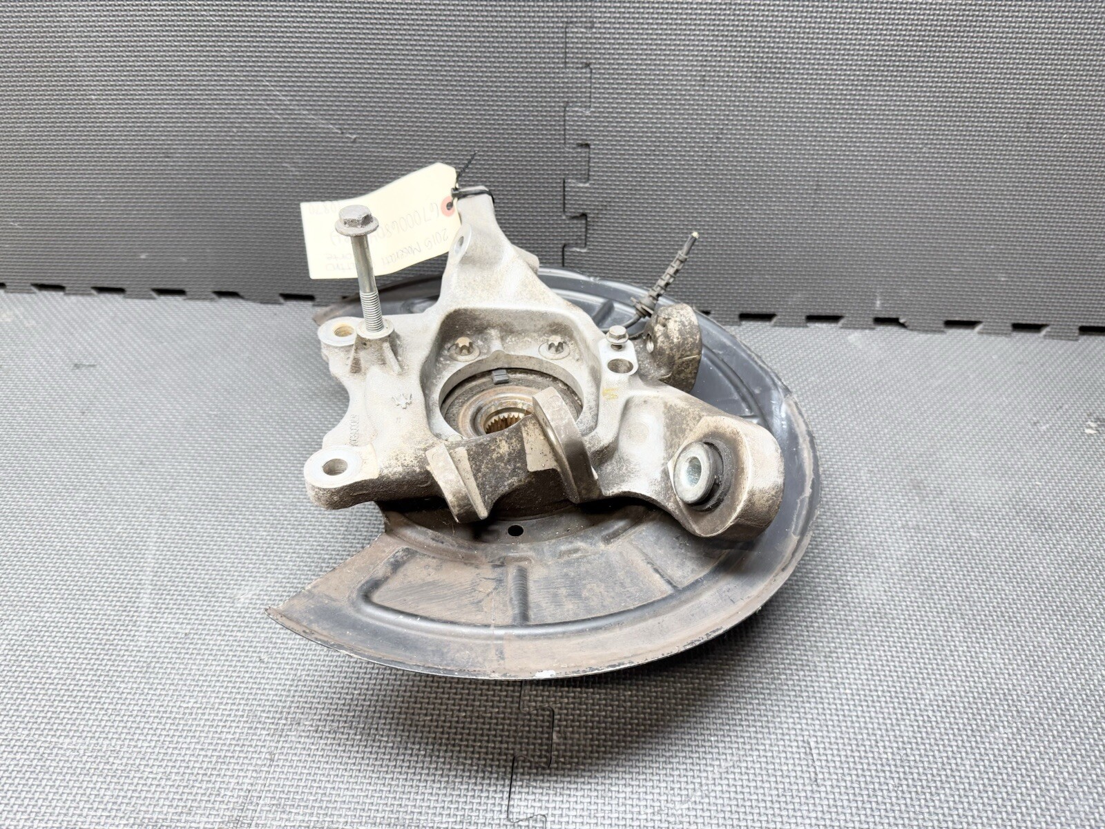 ⭐️2014-2017 MASERATI GHIBLI REAR LEFT WHEEL SPINDLE KNUCKLE HUB 670006804 OEM