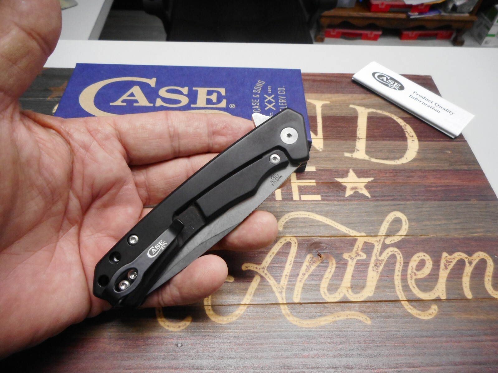 Case XX Marilla Flipper Frame Lock Pocket Knife S35VN Plain Edge Blade