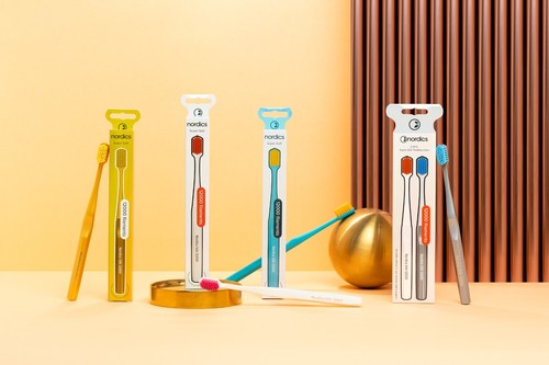 Nordic Ultra Soft Toothbrush 2-Pack | 12000 Micro Bristles | Sensitive Gums Care - Picture 4 of 5