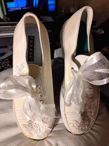 Size 9 - PRADA Lace-up White Pearls Canvas Pearls Loose Bridal