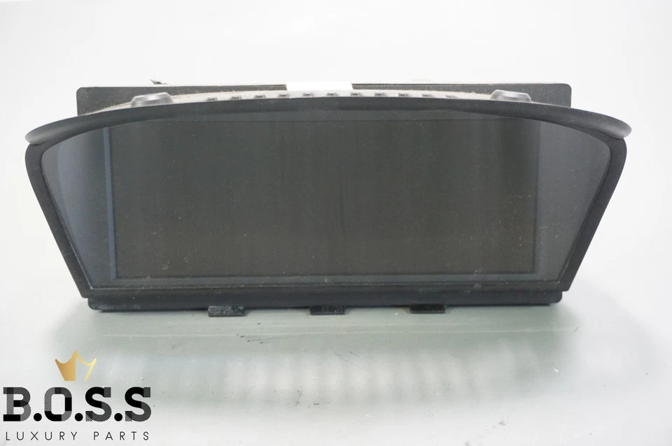 2006-2009 BMW 323i 8.8 inch Dash Mounted Display Screen Part Number 6582-6989396 - Image 2 of 4