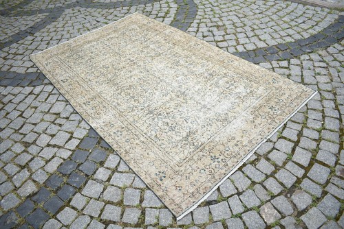 Turkish Oushak Rug 56'' x 92'' Vintage Muted Dye Kilim Hand Knotted Oushak Rug