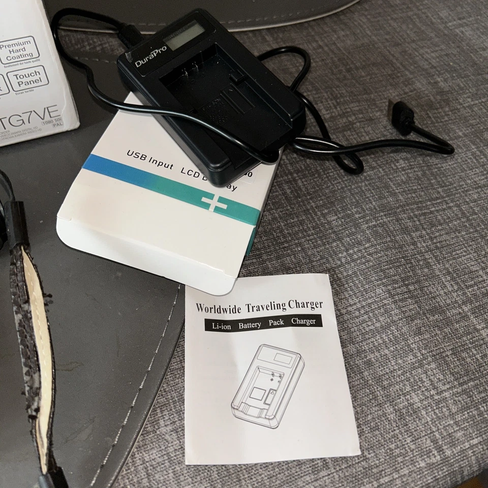 Sony Handycam HDR-TG7VE Digital - Boxed with charge and 2 new batteries - Image 3 of 4