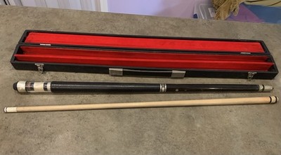 Two-Piece Billiard Cue with Hard Carrying Case, Black Cream, Red Interior