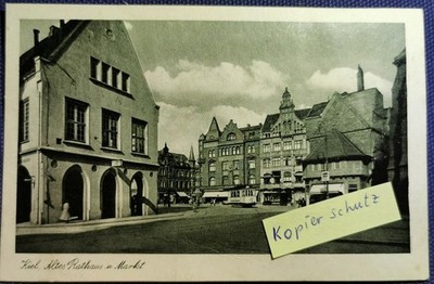 Postcard Kiel - Old Town Hall and Market Background Tram Brandt Cafe approx. 1940