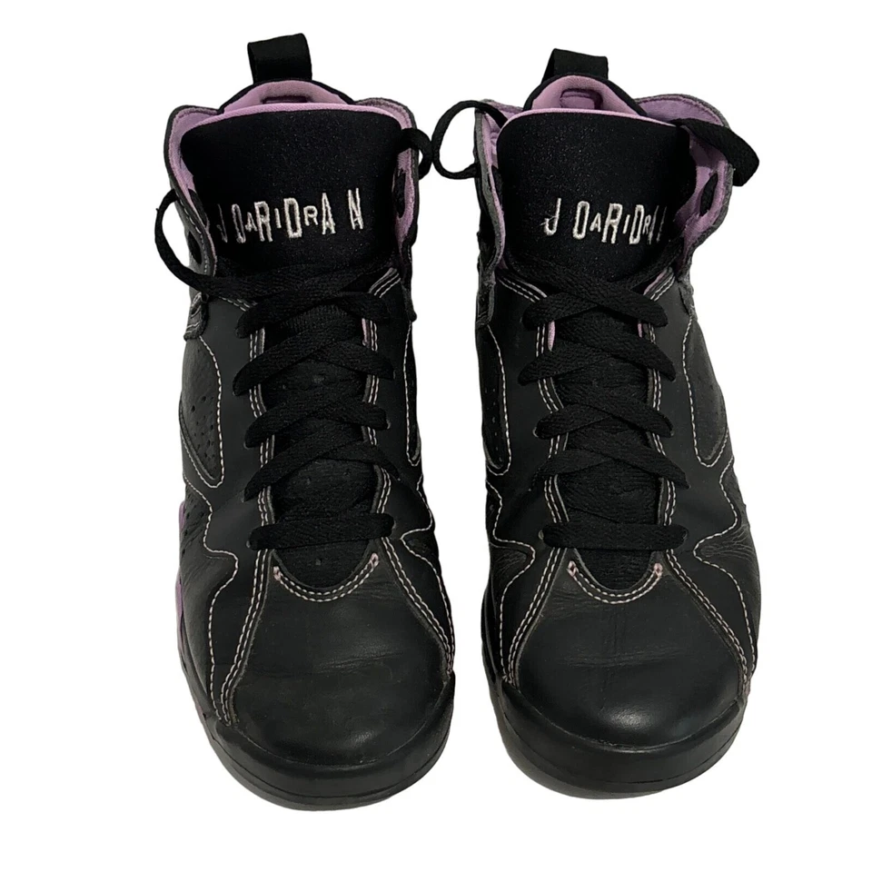 Zapatilla deportiva Air Jordan negra púrpura de cuero de caña alta de baloncesto atlética 5 años Foto 3 de 4