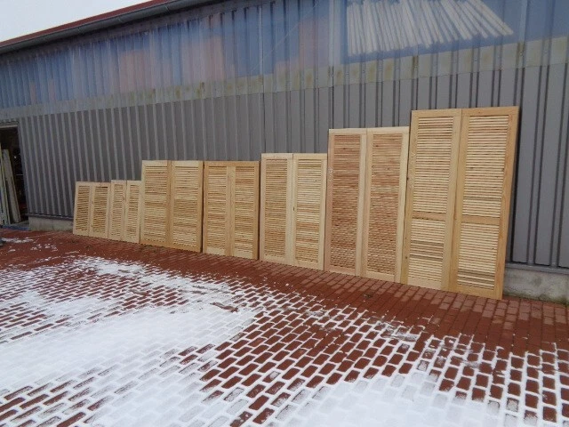 Fensterläden Klappläden Sichtschutzläden zur Auswahl gibt es in allen Massen - Bild 2 von 4