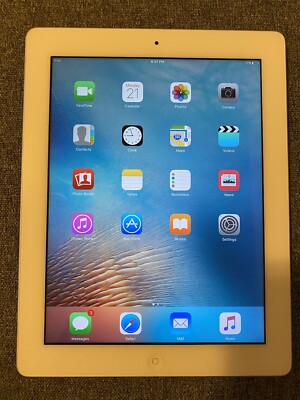 Apple iPad 3rd Gen A1416 16GB MC706LL/A Wi-Fi, 9.7in - Black